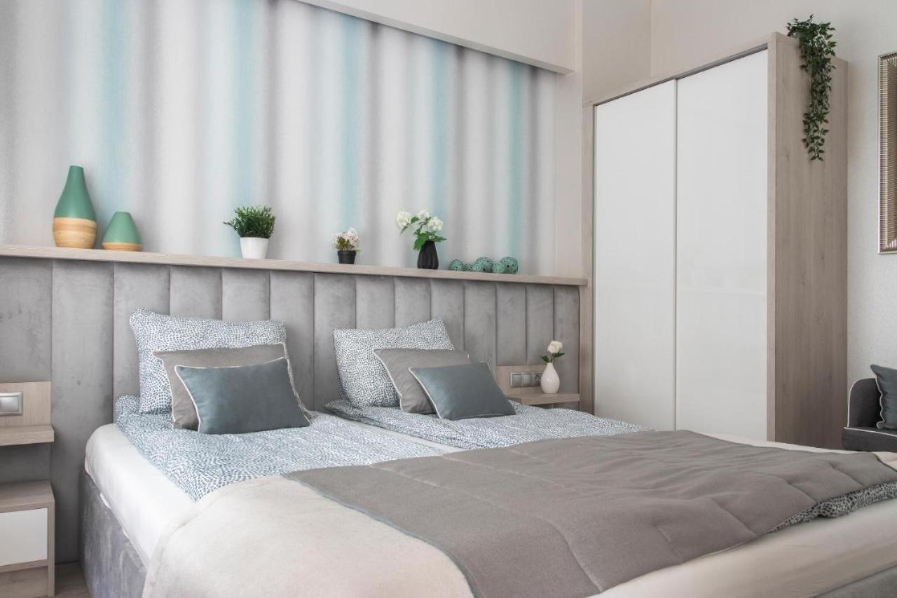 Central Relax Boutique Suites Budapest Esterno foto